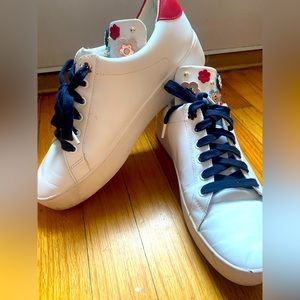 Perfect condition Michael kosr sneakers